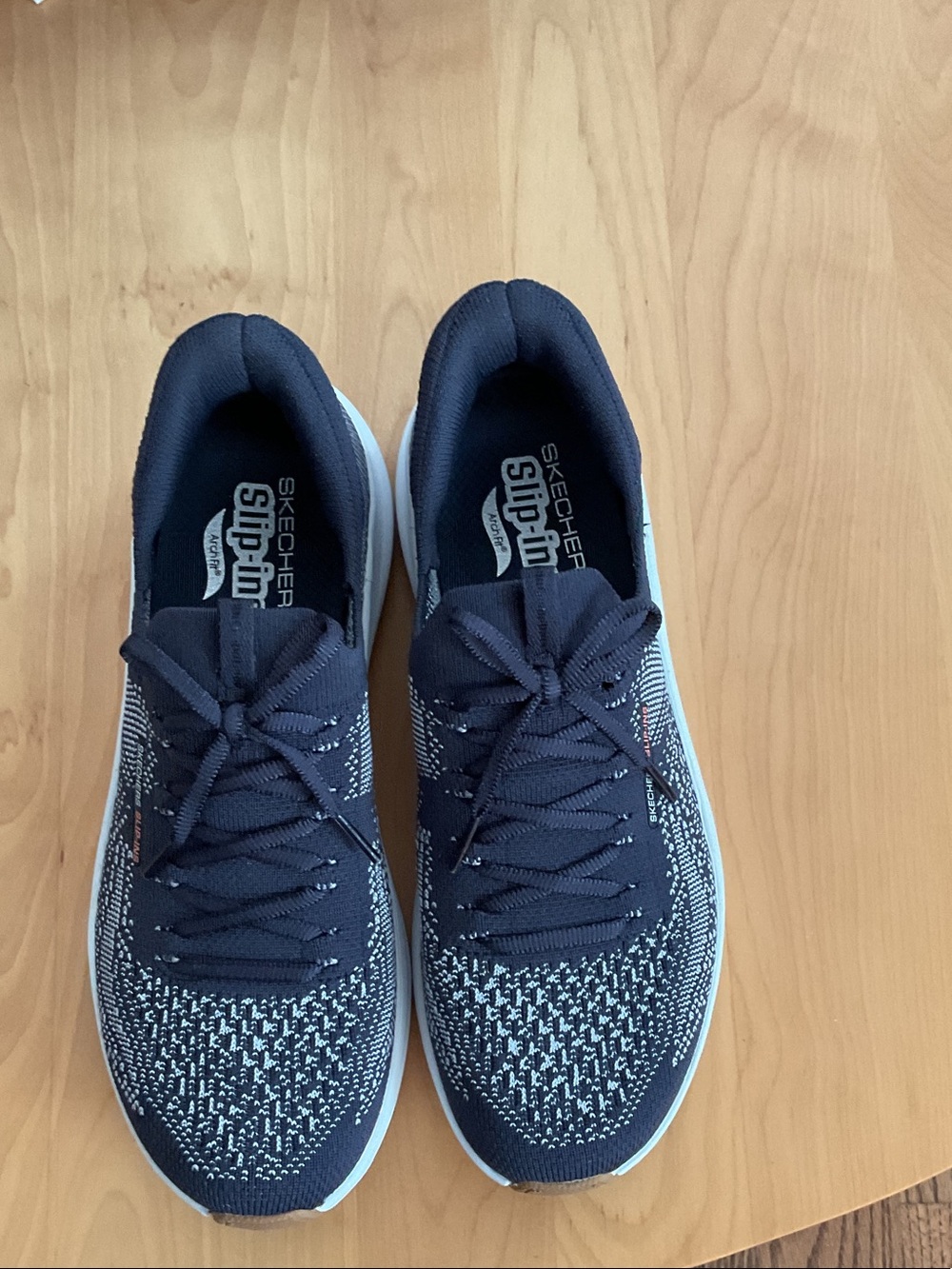 Skechers Navy Knit Slip-In Women’s sneaker